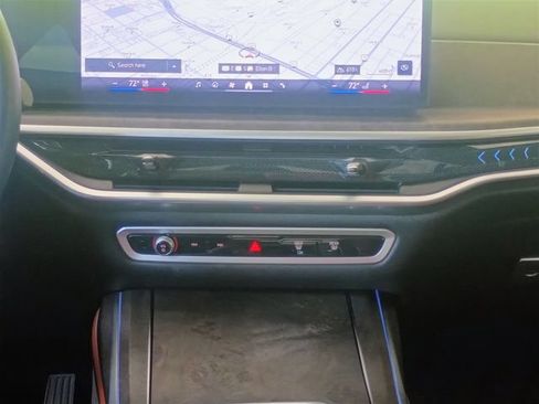 Used 2024 BMW X7 xDrive40i w/ Executive Package AWD/4WD image 42