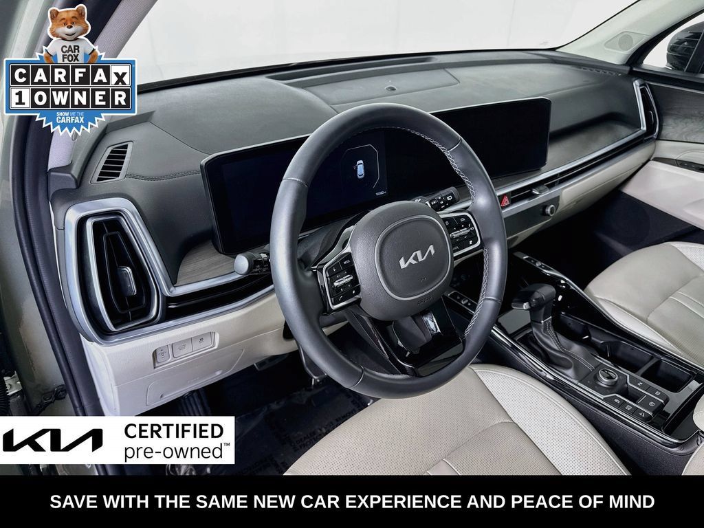 Used 2025 Kia Sorento SX AWD/4WD image 10