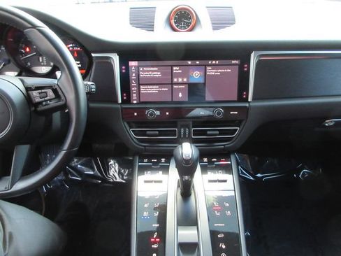 Certified 2022 Porsche Macan GTS AWD/4WD image 40