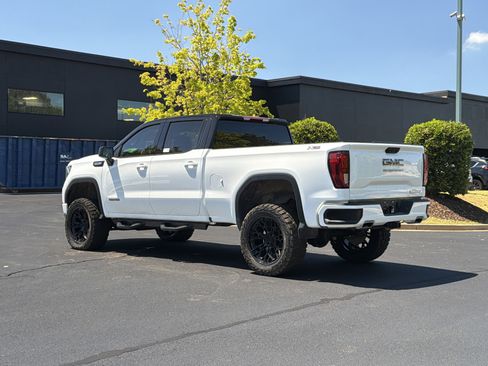Used 2024 GMC Sierra 1500 Elevation w/ LPO, Elevation Black Package AWD/4WD image 15