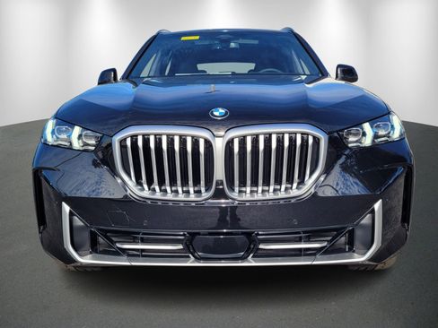 New 2026 BMW X5 xDrive40i w/ Premium Package AWD/4WD image 2