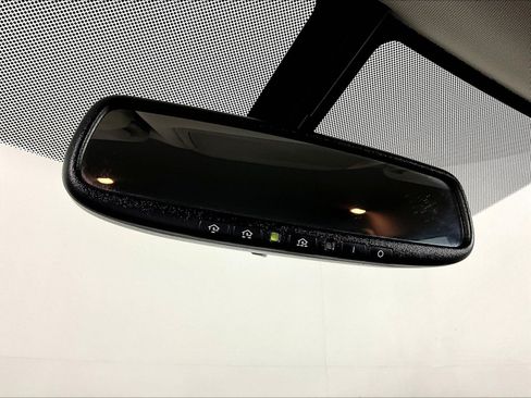 Used 2018 Nissan Pathfinder SV AWD/4WD image 38
