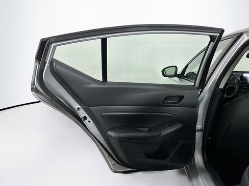 Used 2024 Nissan Altima 2.5 SV image 24