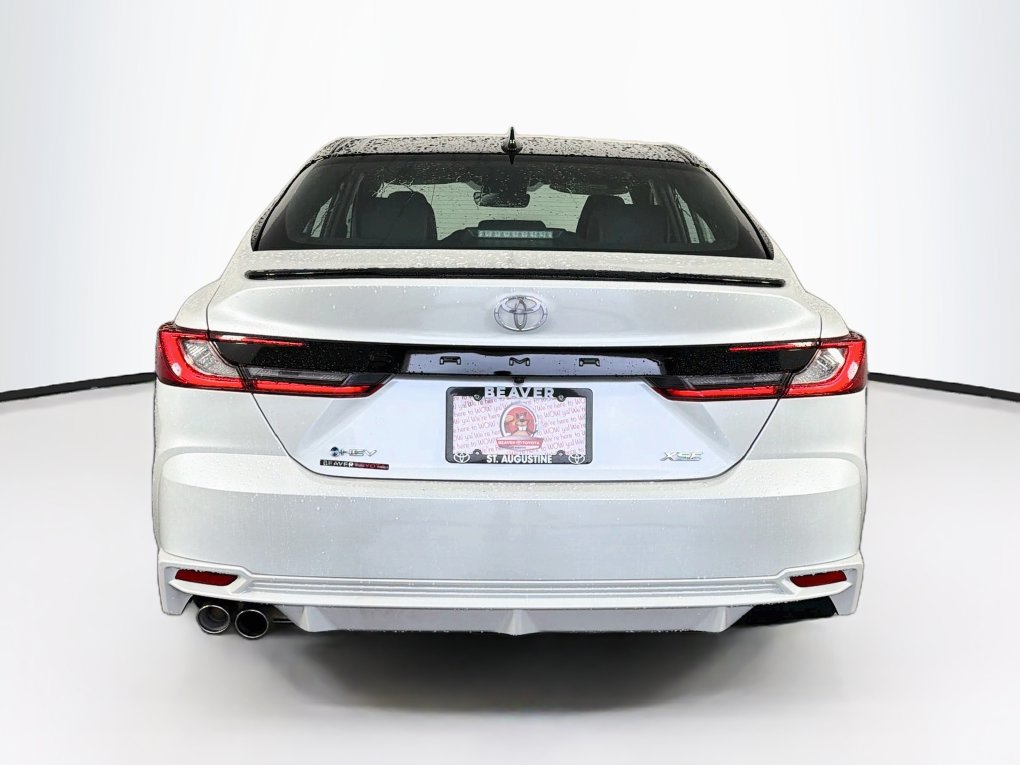 Used 2025 Toyota Camry XSE FWD image 8