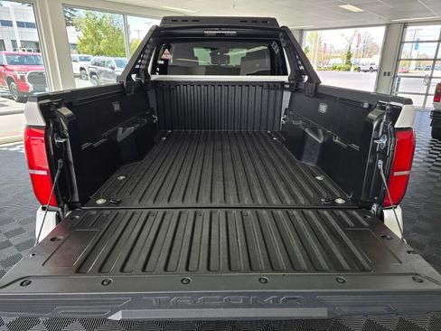 New 2026 Toyota Tacoma SR5 AWD/4WD image 24