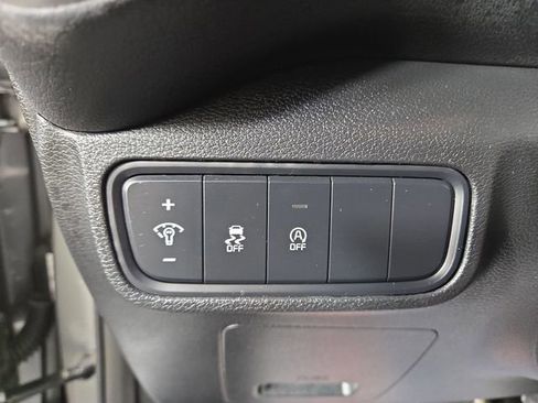 Certified 2024 Kia Soul LX w/ Option Group 015 image 28