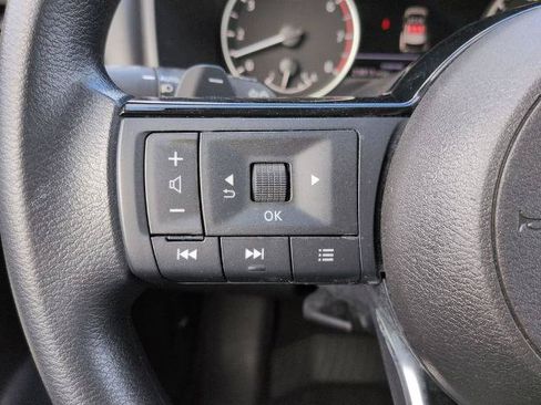 Certified 2023 Nissan Rogue SV FWD image 23