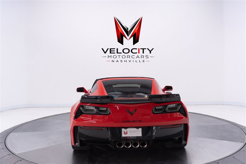 Used 2018 Chevrolet Corvette Z06 RWD image 15