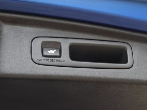 Used 2024 Honda CR-V EX-L image 9