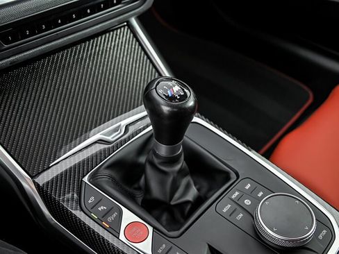Used 2022 BMW M4 Coupe w/ M Carbon Exterior Package RWD image 30