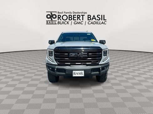 Used 2024 GMC Sierra 1500 AT4X AWD/4WD image 3