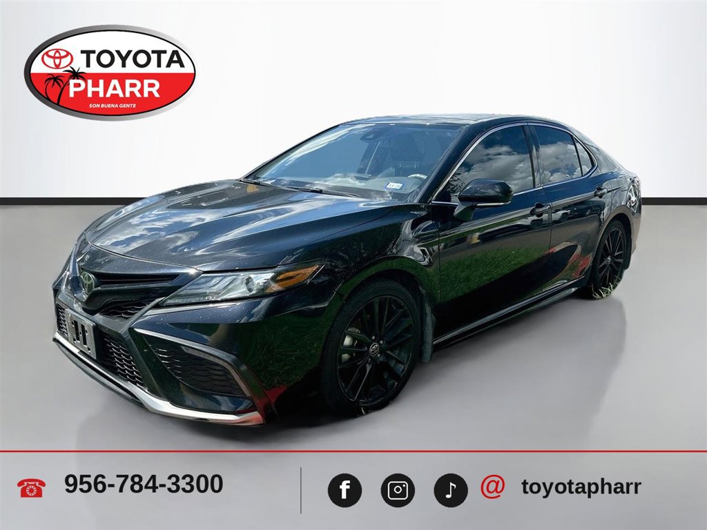 Used 2023 Toyota Camry XSE FWD image 1