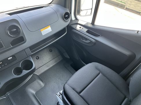 New 2026 Mercedes-Benz Sprinter 2500 image 26