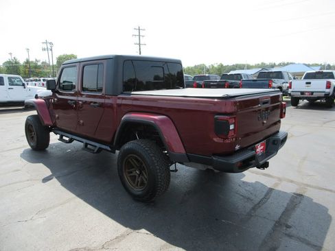 Used 2021 Jeep Gladiator Sport AWD/4WD image 9