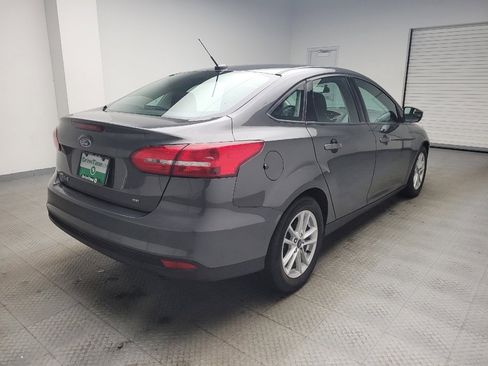 Used 2018 Ford Focus SE w/ Cold Weather Package image 9