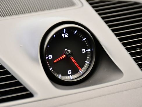 Used 2022 Porsche Cayenne image 20