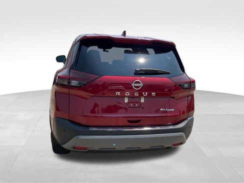Used 2023 Nissan Rogue SV AWD/4WD image 4