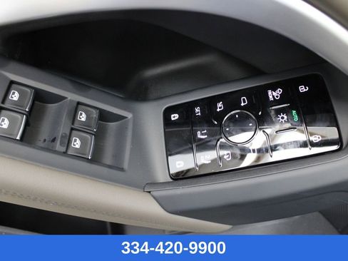 New 2025 Audi Q5 Prestige image 17