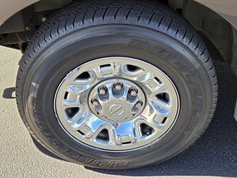 Used 2014 Nissan NV 3500 SL w/ Technology Package image 8