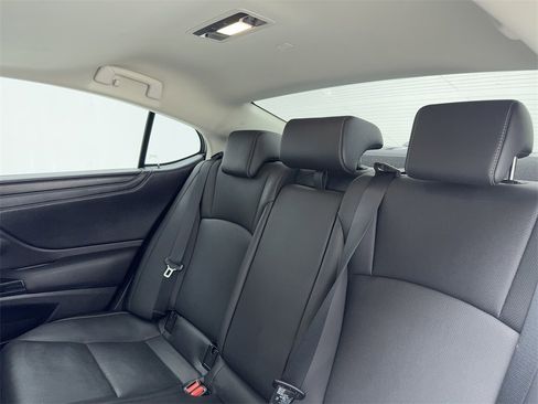 Used 2023 Lexus ES 350 w/ Premium Package image 39