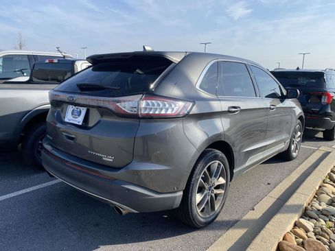 Used 2015 Ford Edge Titanium w/ Equipment Group 302A image 9