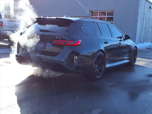 Used 2025 BMW M5 Touring w/ M Driver's Package image 5