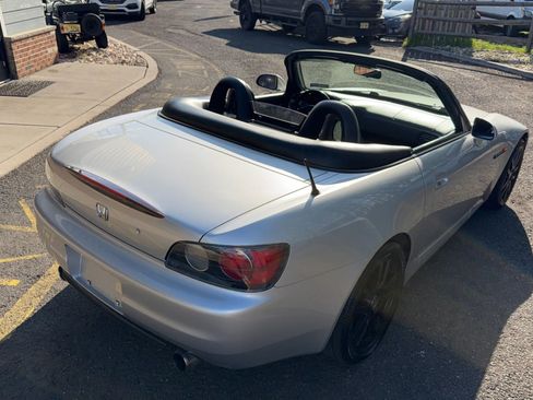 Used 2002 Honda S2000 image 31