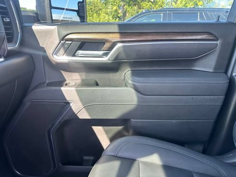 Used 2025 Chevrolet Silverado 2500 LT AWD/4WD image 24