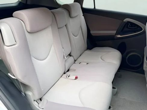 Used 2007 Toyota RAV4 2WD image 19