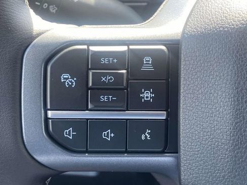 New 2026 Ford F250 Lariat w/ Black Appearance Package image 17