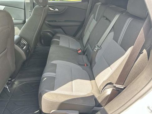 Used 2023 Chevrolet Blazer LT w/ Convenience Package FWD image 11