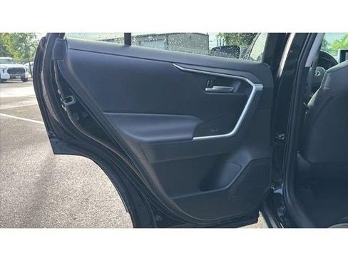 Certified 2025 Toyota RAV4 XLE AWD/4WD image 33