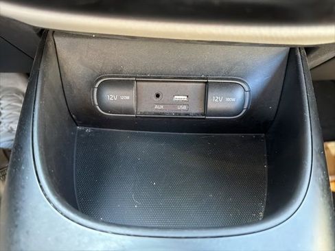 Used 2019 Kia Soul image 23