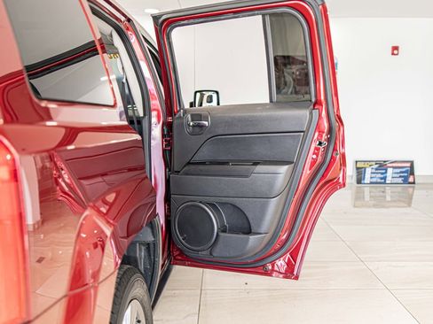 Used 2015 Jeep Patriot High Altitude image 35