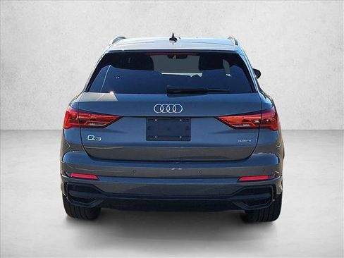 Certified 2025 Audi Q3 2.0T Premium w/ Convenience Package image 7