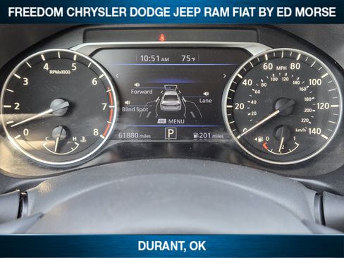 Used 2024 Nissan Altima 2.5 SV FWD image 10