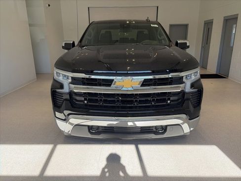 New 2026 Chevrolet Silverado 1500 LT image 2