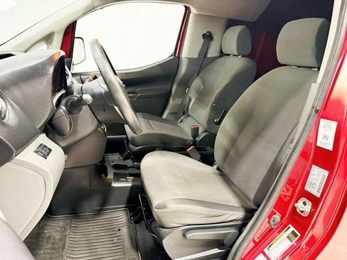 Used 2019 Nissan NV200 SV image 20