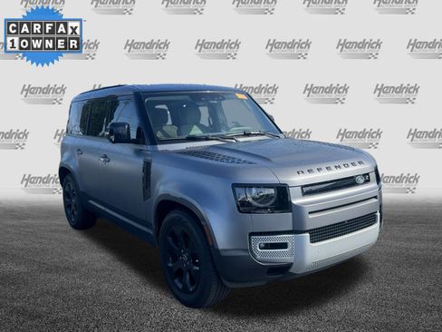 Used 2022 Land Rover Defender 110 S AWD/4WD image 2