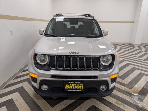 Used 2020 Jeep Renegade Latitude w/ Cold Weather Group AWD/4WD image 25