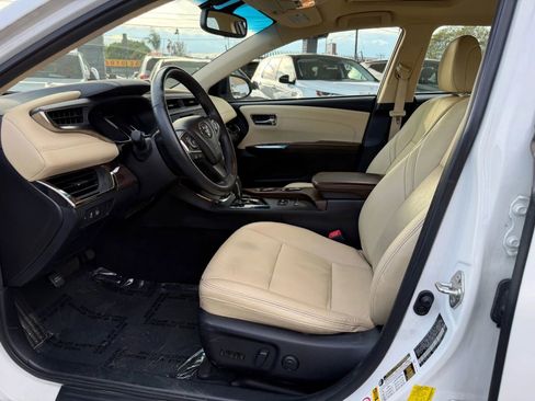 Used 2014 Toyota Avalon XLE Touring image 30