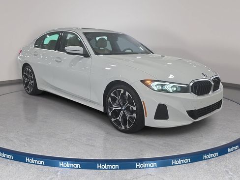 Used 2026 BMW 330i Sedan w/ Convenience Package RWD image 4