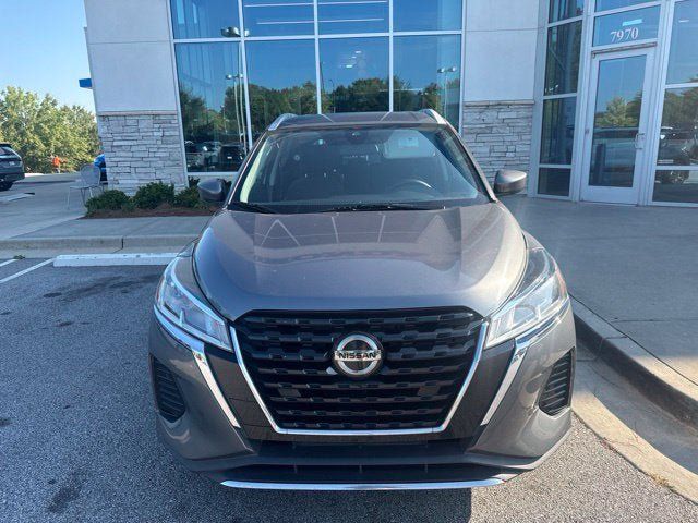 Used 2021 Nissan Kicks SV FWD image 4
