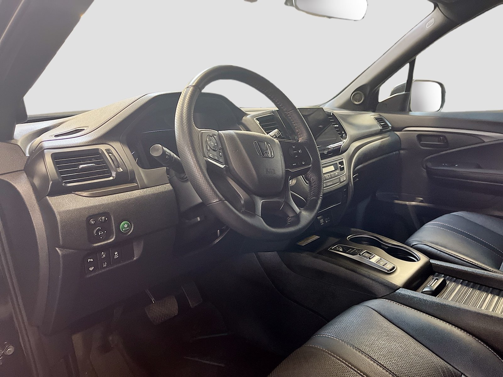 Used 2023 Honda Passport TrailSport image 9