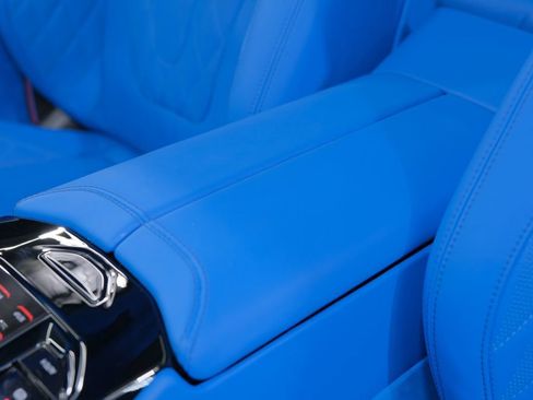 Used 2025 BMW M5 image 33