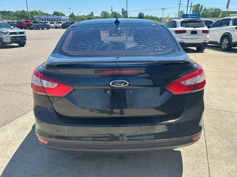 Used 2012 Ford Focus SE FWD image 6