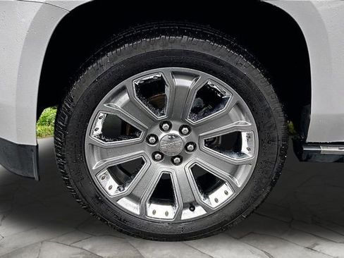 Used 2016 GMC Yukon Denali w/ Open Road Package image 8
