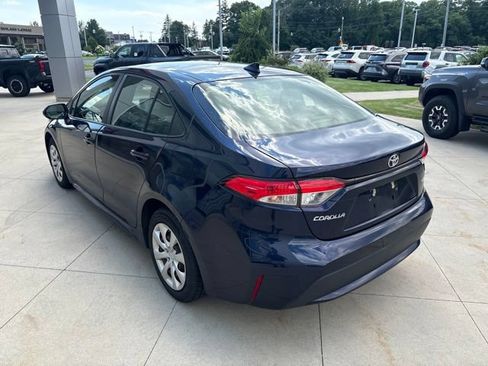 Used 2021 Toyota Corolla LE FWD image 5
