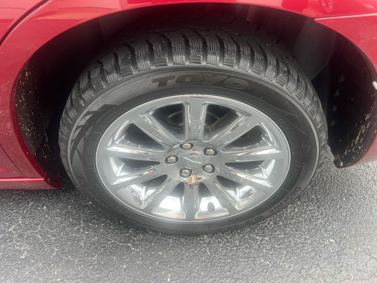 Used 2014 Chrysler 300 C RWD image 24