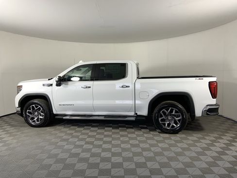 Used 2025 GMC Sierra 1500 SLT w/ SLT Premium Plus Package image 6